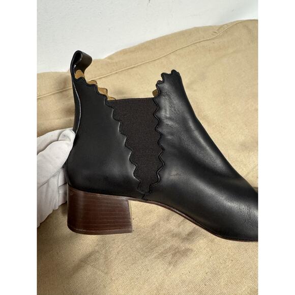 Chloé Ankle Boots Womens Size 39.5 Black Leather Chelsea Scalloped Made in Italy - Picture 9 of 15